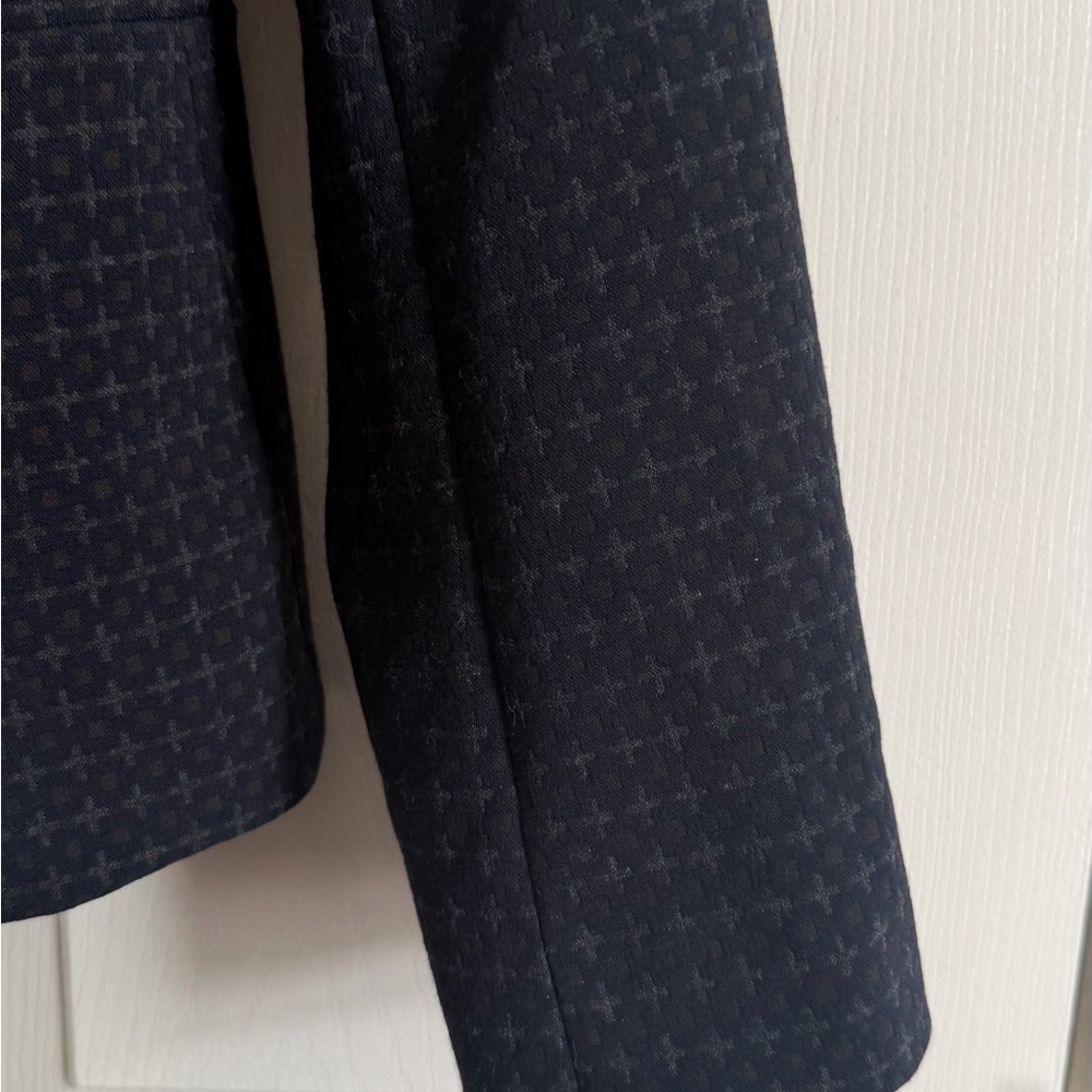 Express Black Micro-Pattern Two-Button Blazer - Picture 3 of 10